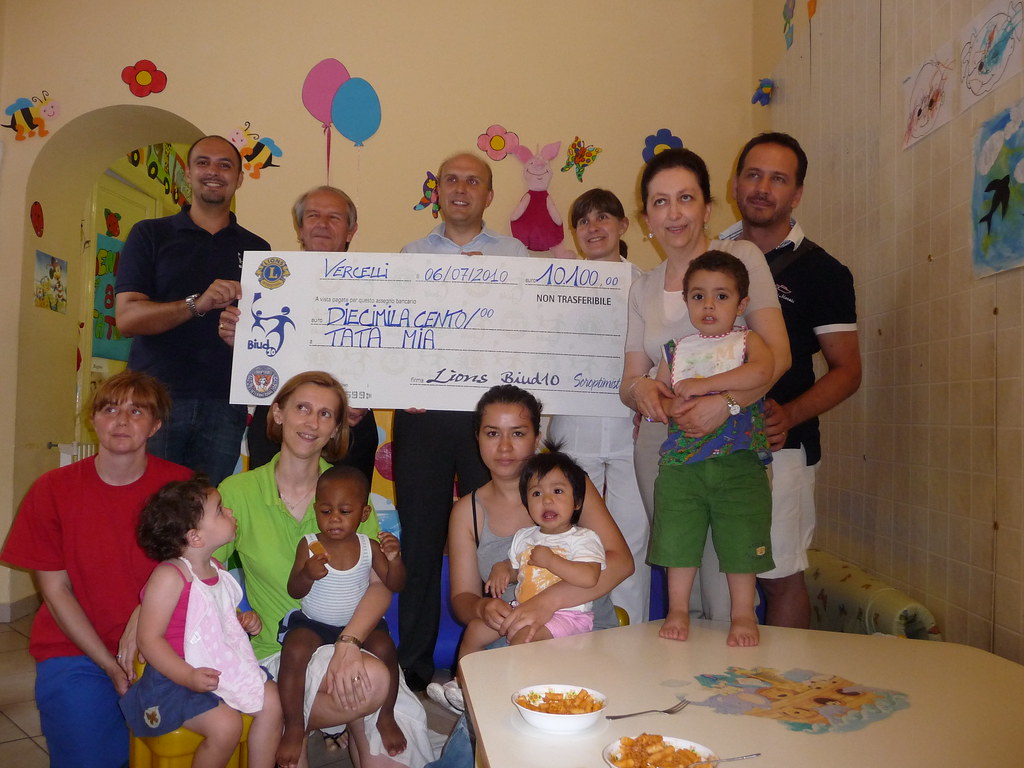 2° Assegno di euro 10,1 mila il 6 Luglio 2010 (in collaborazione con Lions e Soropotimist)